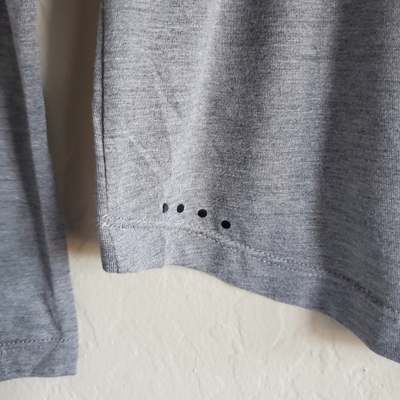 Kora Open Back Gray Top Small NWT - Picture 5 of 9